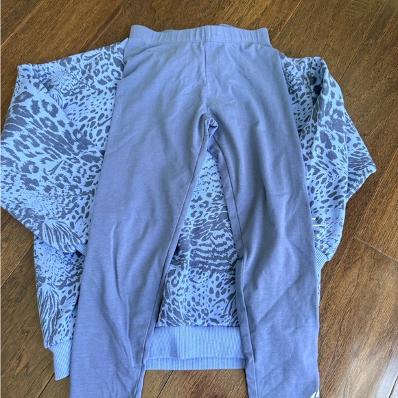 Nike Blue Animal Print Sweatshirt and Pants Set 6x - Picture 3 of 4